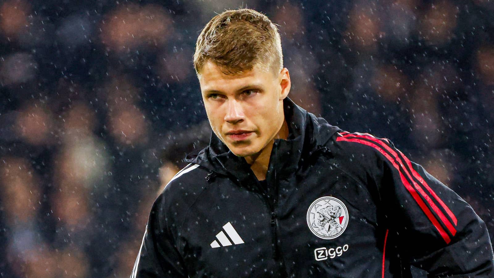 Newcastle Einigt Sich auf Deal für Ajax-Mittelfeldspieler Steur