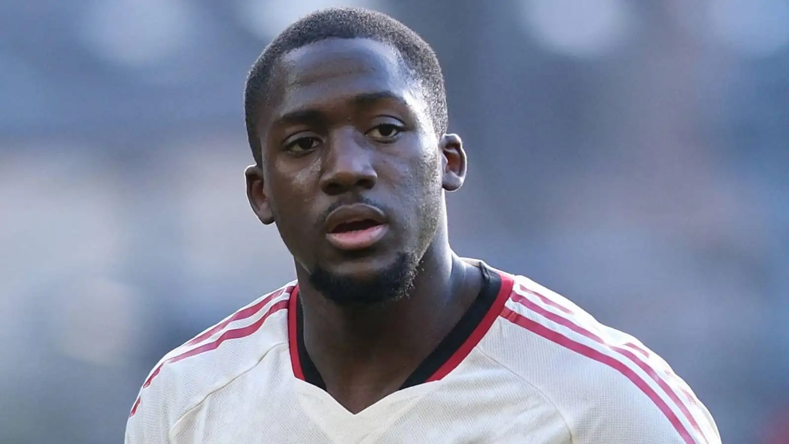 Konaté 'Prioriza' al Real Madrid a Pesar de la Oferta del Man Utd