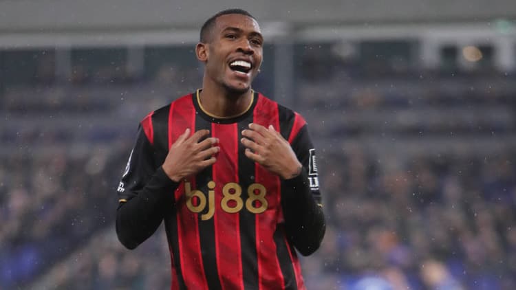 Iraola eyes Rayan reunion at Liverpool