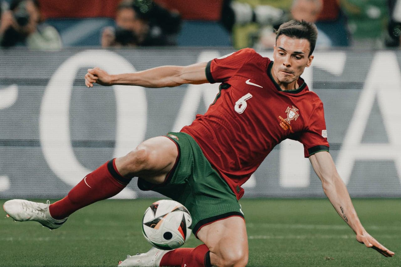 Bayern Munich set to offload seven players in summer squad overhaul - Premier League