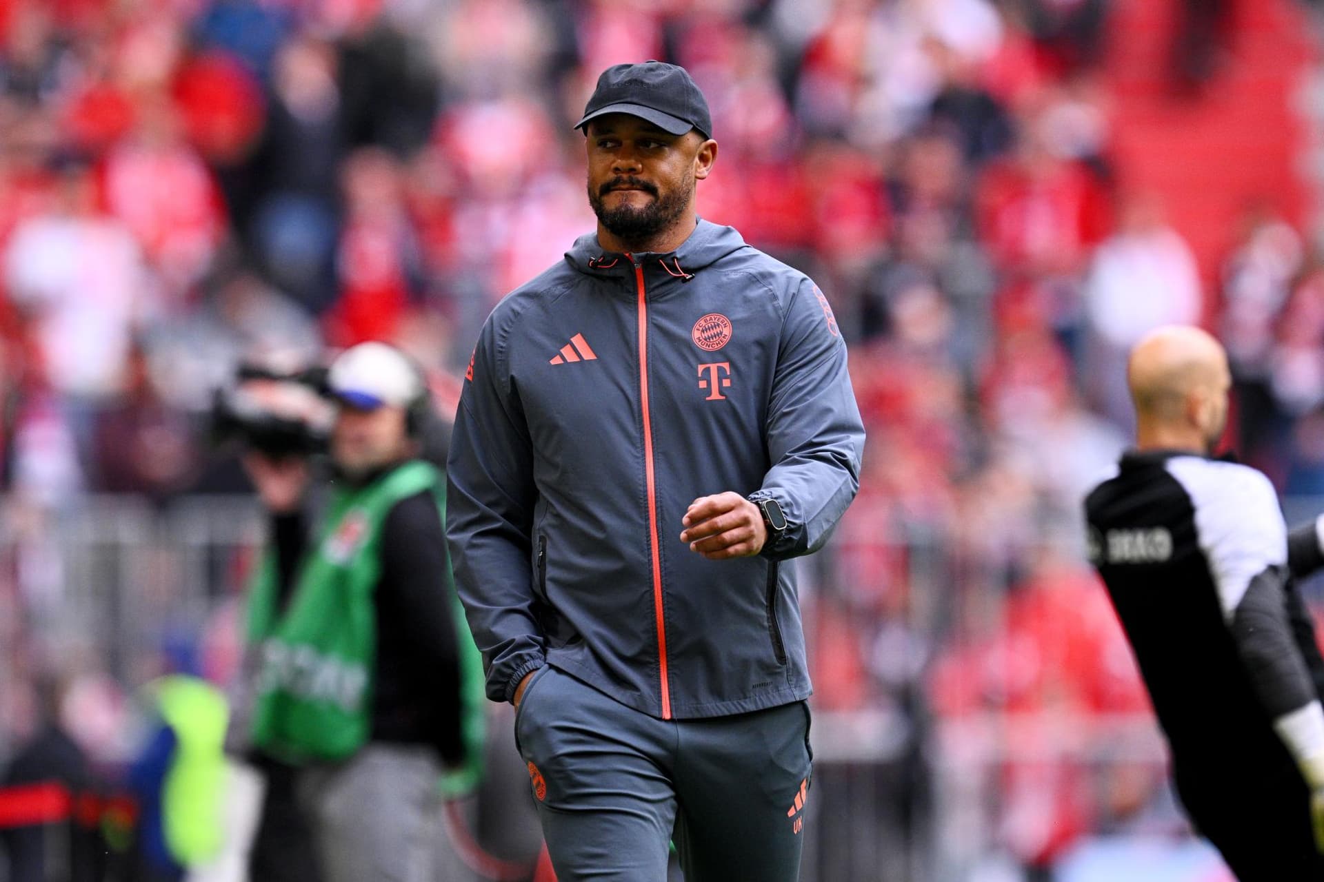 Kompany Reste Zen Avant le Choc Face à Bayern Munich