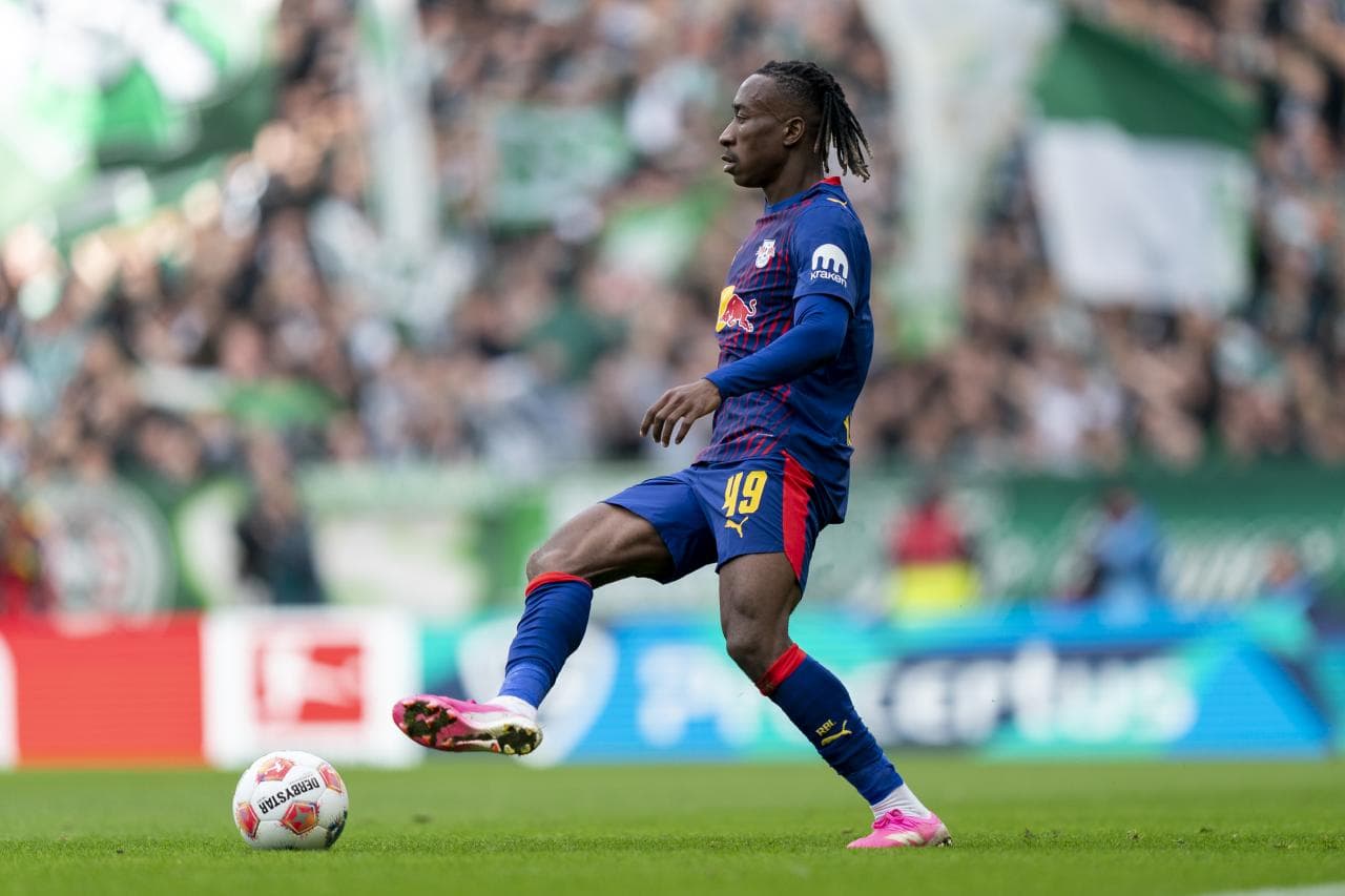El PSG Vuelve a la Carga por Yan Diomande del RB Leipzig