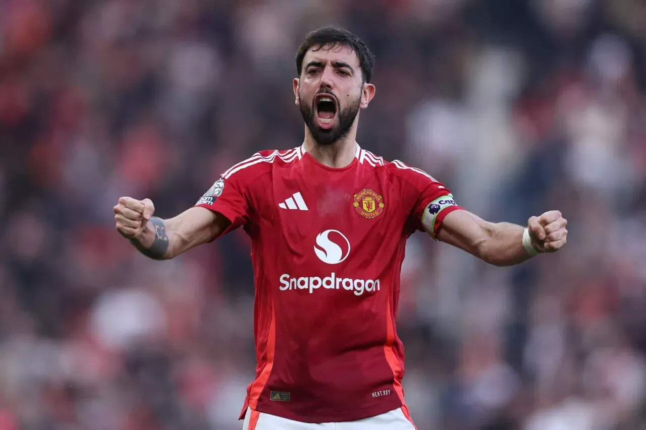 Manchester United set €70m price tag amid Bruno Fernandes contract talks