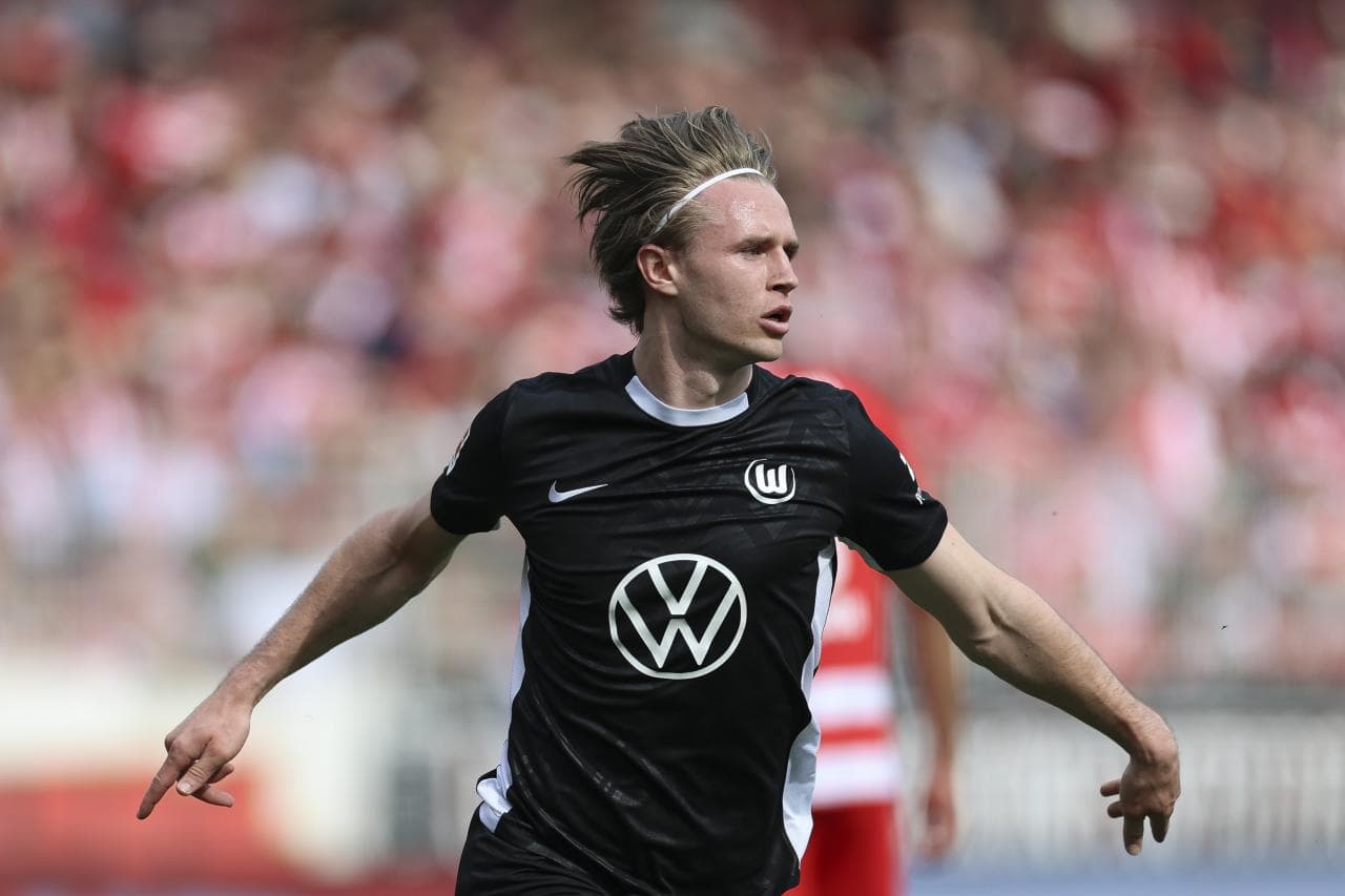Hoffenheim Lead Race for Wolfsburg's Patrick Wimmer