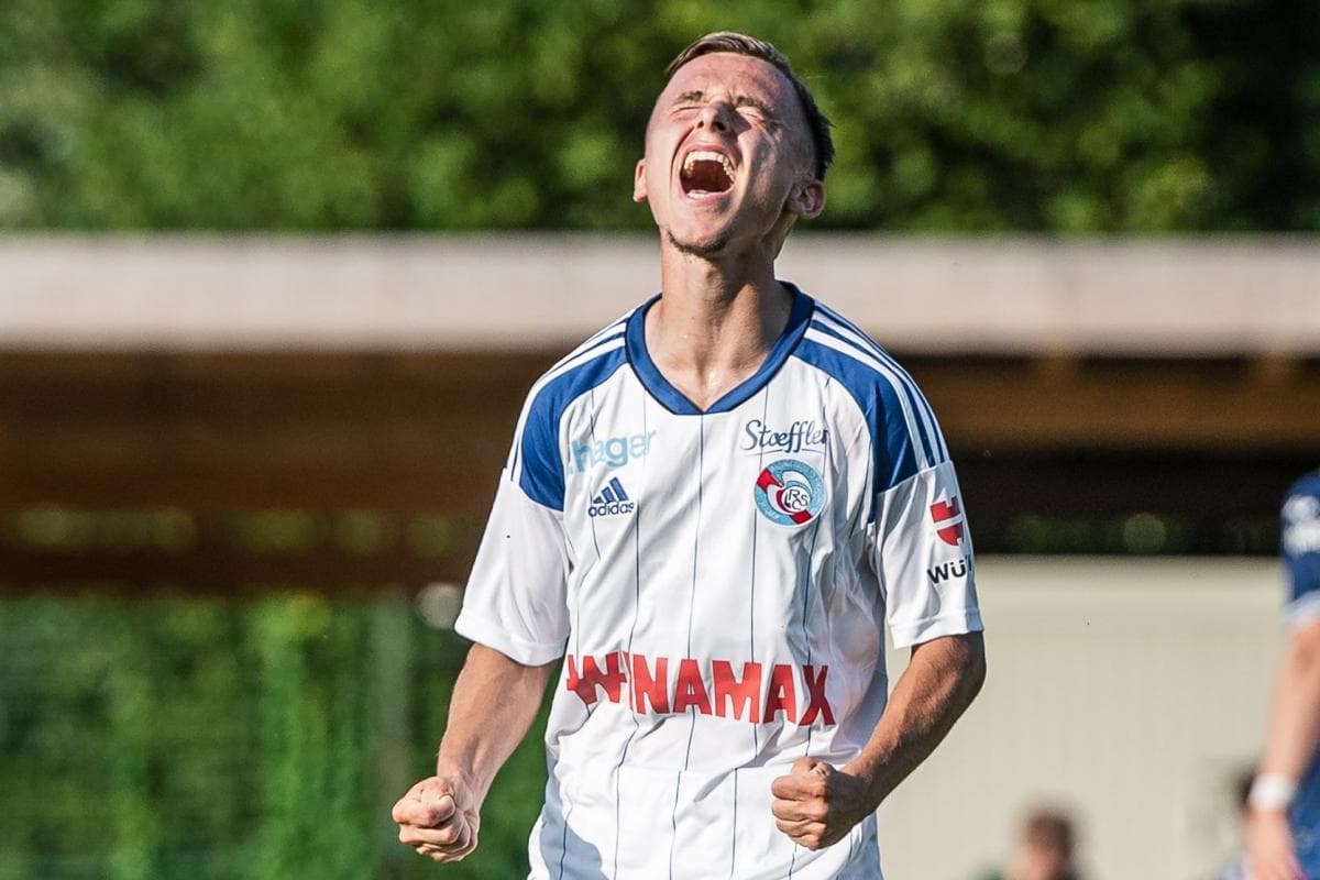 Pau FC Verpflichtet Tom Saettel Nach 'Die Stimme des Fußballs'-Test