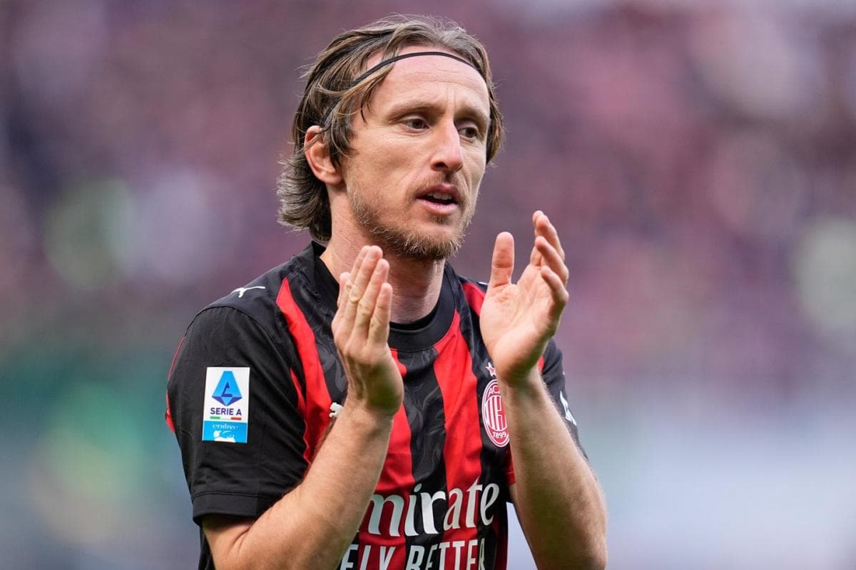 Modric prolonge son séjour à l'AC Milan d'un an