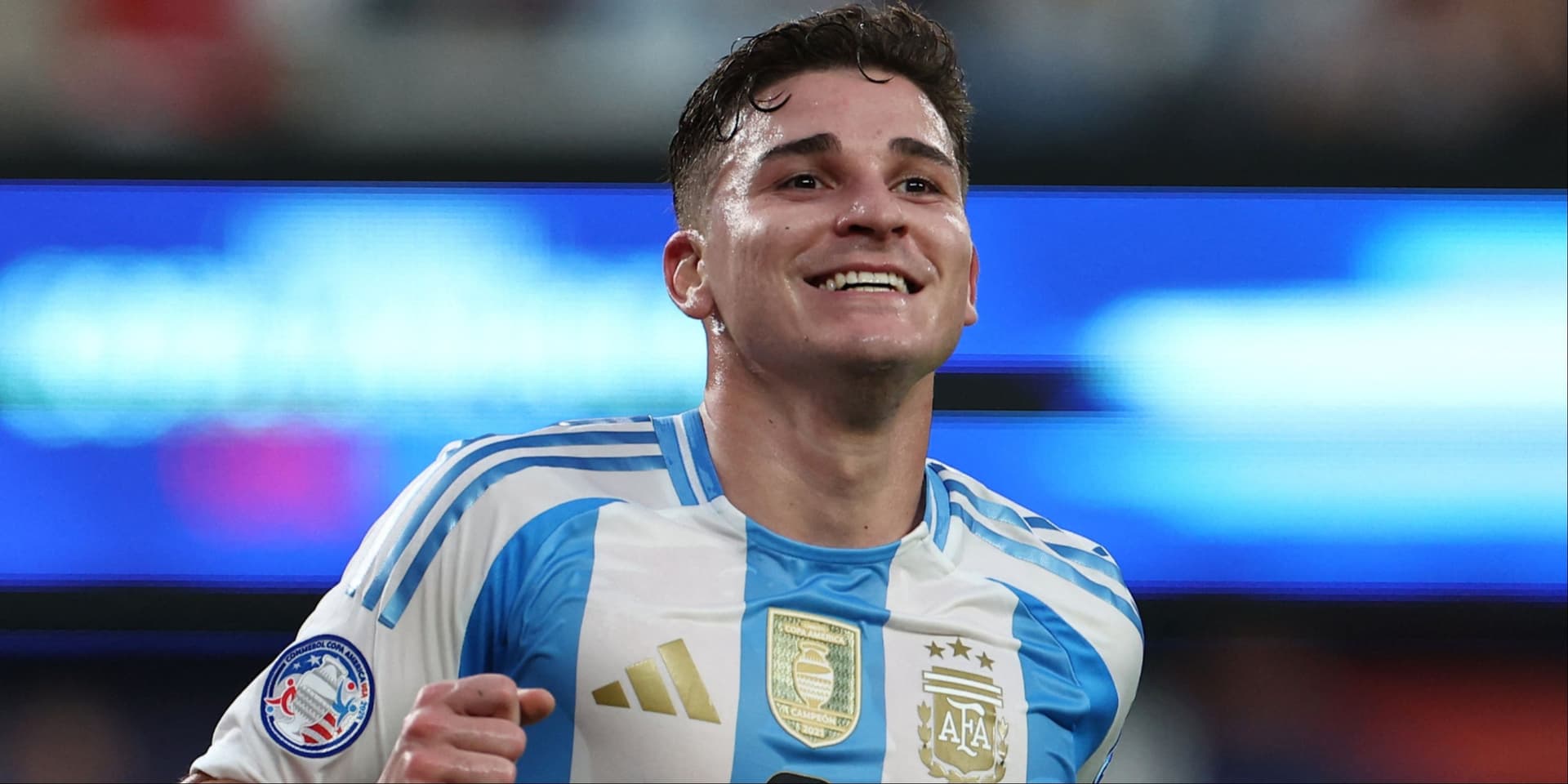 Atlético Madrid bietet Julián Álvarez neuen Vertrag an angesichts des Interesses von Barcelona - La Liga