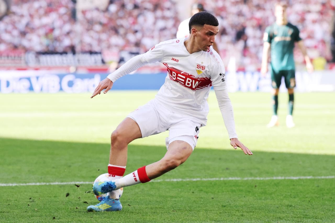 Futuro Incerto per El Khannouss allo Stoccarda Nonostante il Contratto