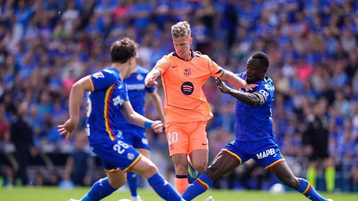 El Barcelona Premia a Dani Olmo con una Mejora de Contrato