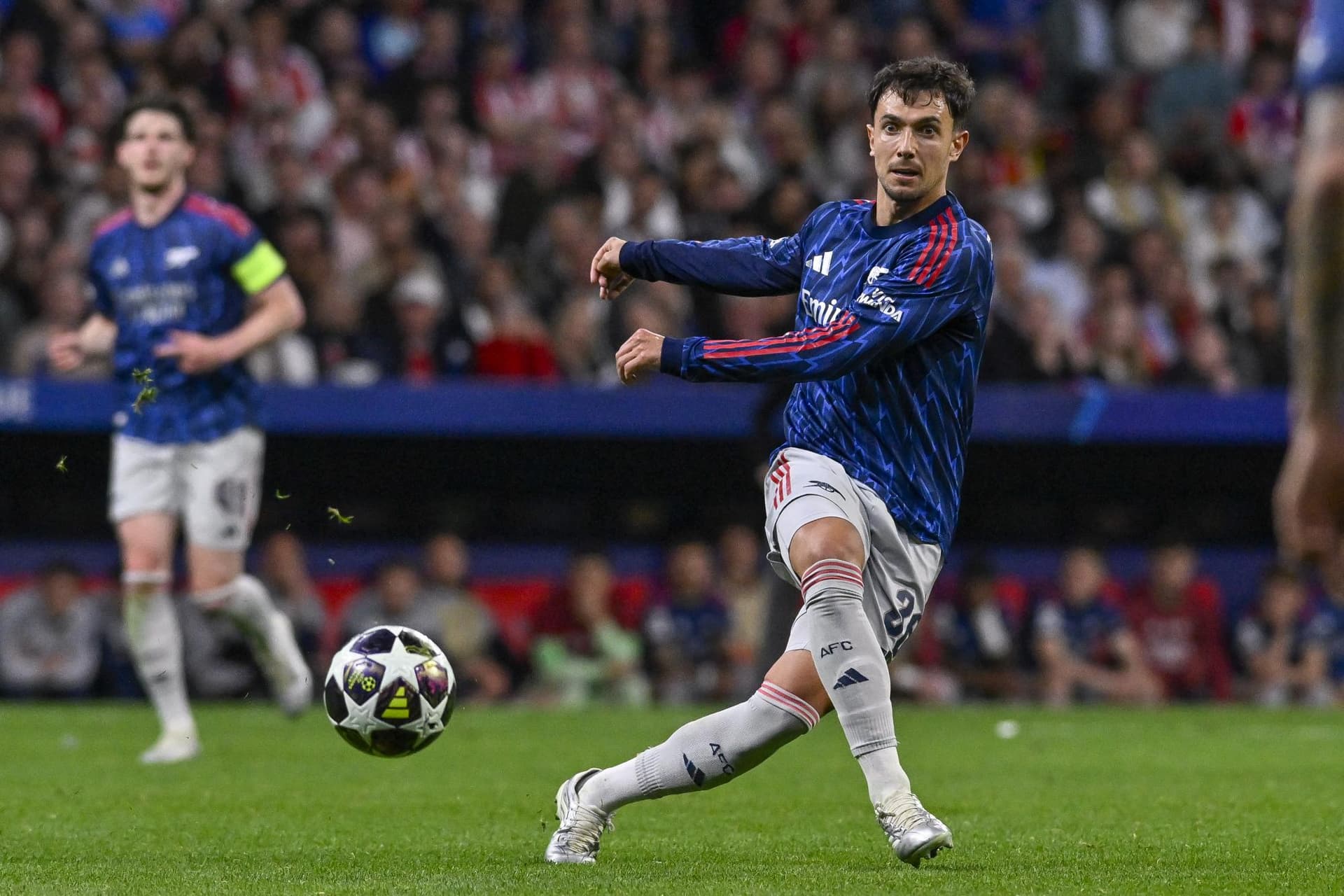 Demi-finales de la Ligue des Champions : Contraste dans les Styles de Tirs