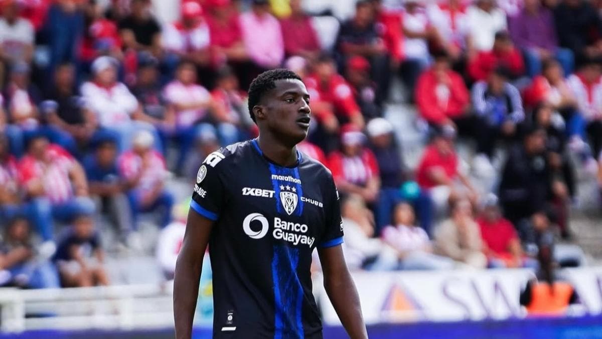 Man Utd Join Barcelona in Pursuit of Ecuadorian Forward Angulo