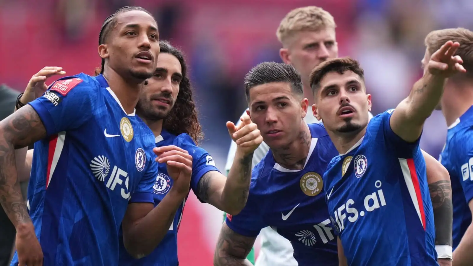 Alonso Faces Chelsea Exodus as Madrid Circle Stars - Premier League