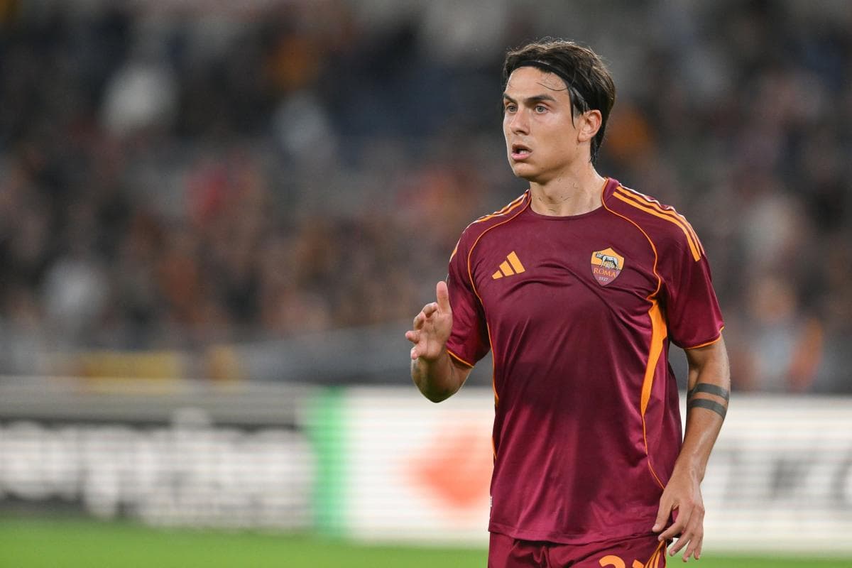 Dybala prolonge son contrat avec la Roma malgré des inquiétudes concernant sa condition physique