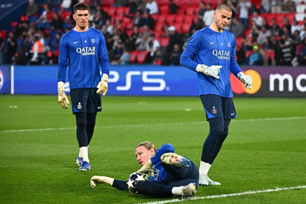 El PSG se prepara para fichar a un joven portero, con posibles repercusiones para Marin