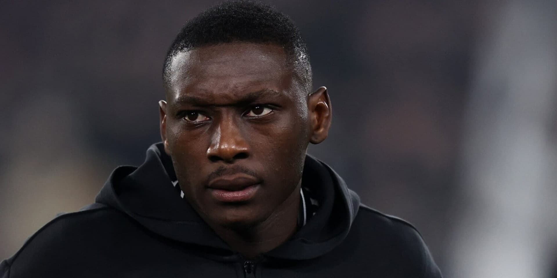 Juventus kurz vor Kolo Muani-Deal, Svilar von Roma im Visier